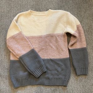 XXL Sweater, brand is unknown as the tag was cut out of it